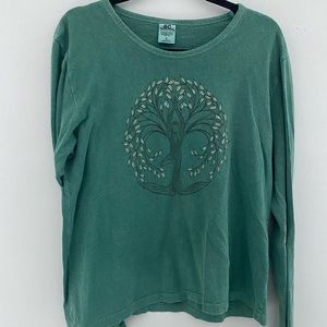 Green yoga tree long sleeve